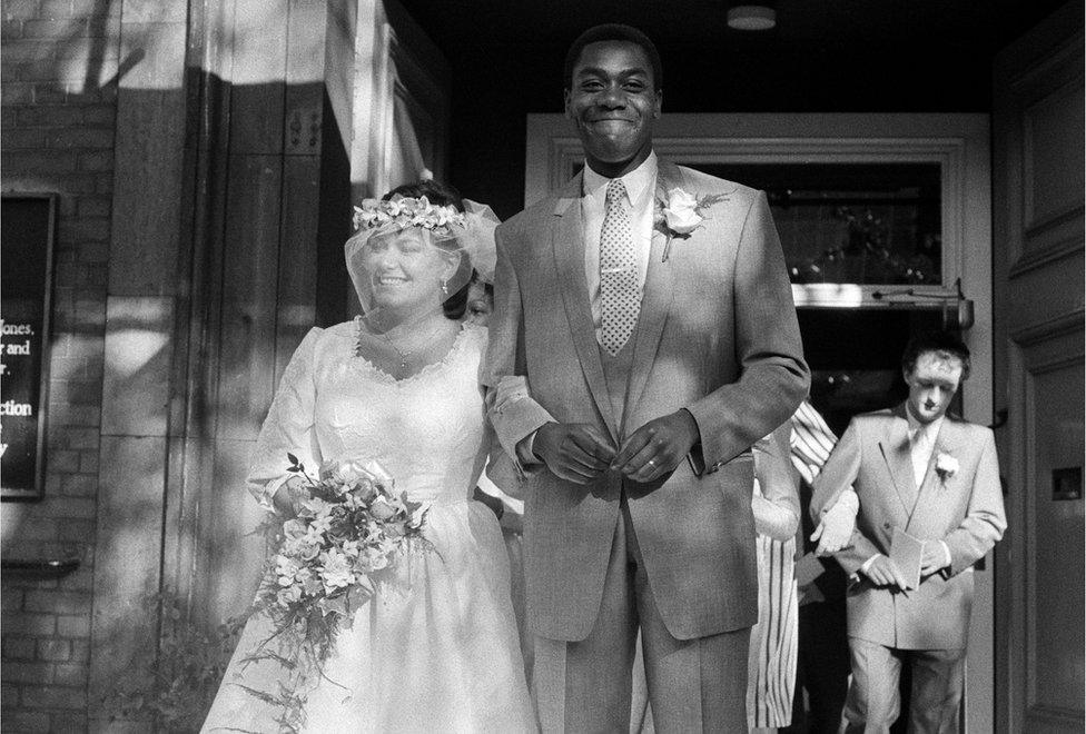 British comedians Dawn French and Lenny Henry at their wedding at St Paul's, Covent Garden, London, 21st October 1984