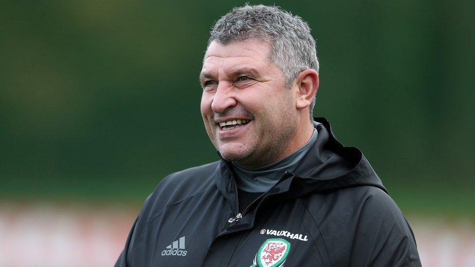 Osian Roberts