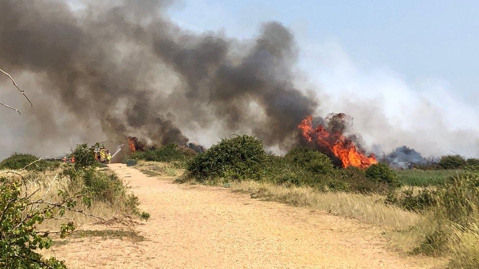 Norfolk Fire service attends 30 weather related fires in 3 days - BBC News