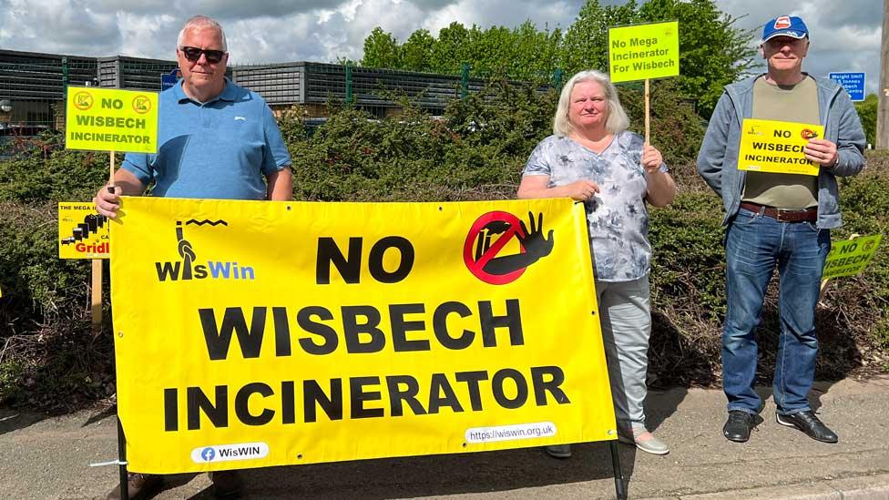 Protesters against Wisbech incinerator scheme