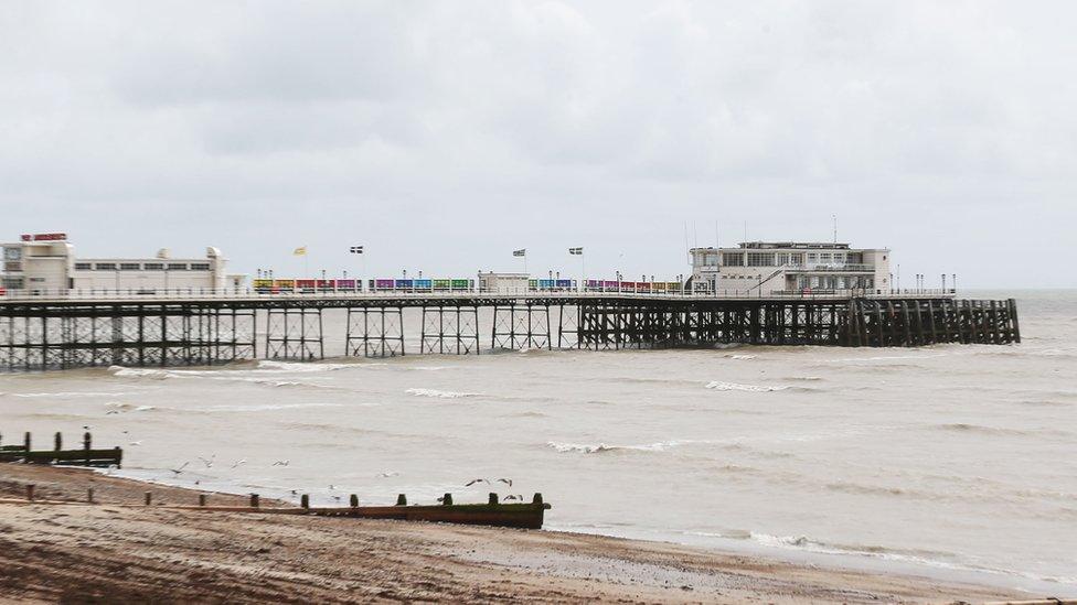 Worthing pier