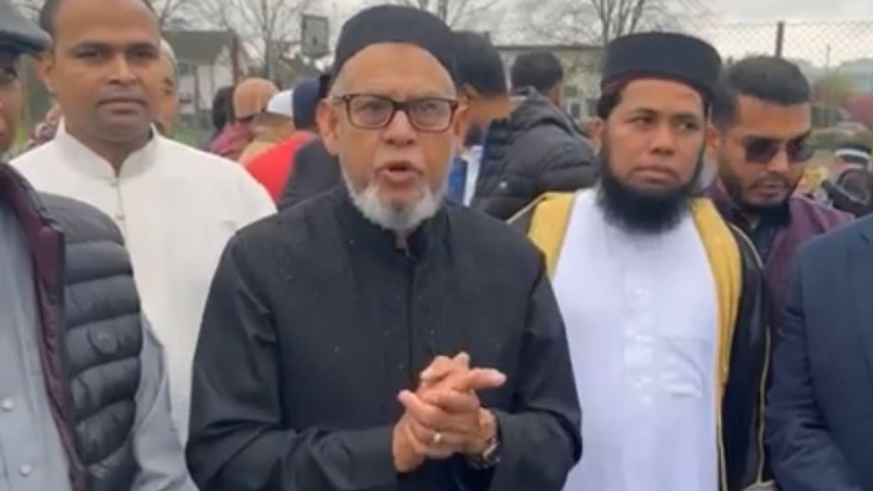 Jamal Uddin and imam Moulana Saleh Hamidi