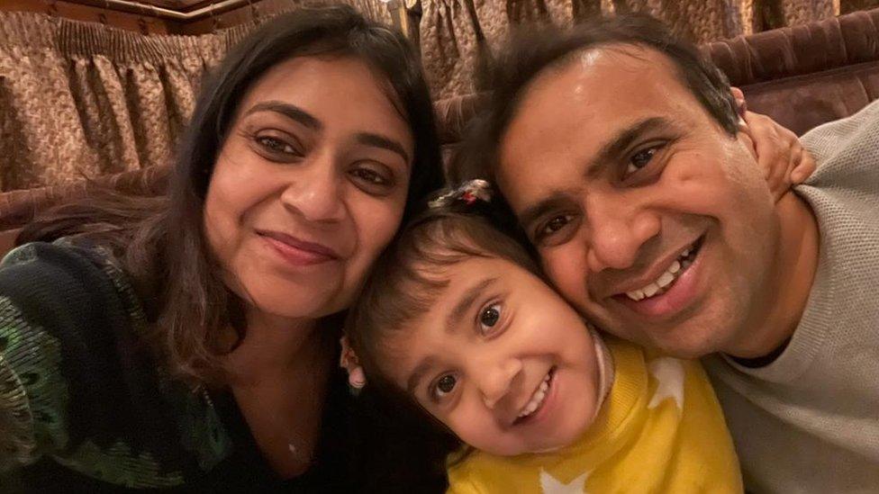 Vick Busa with his wife Isha and their daughter Aahana