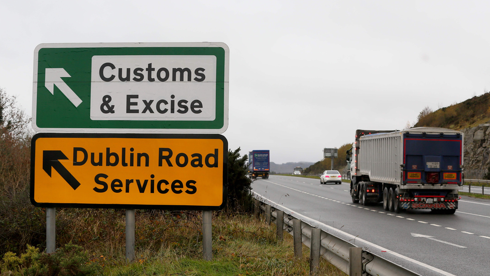 A lorry near a former border post