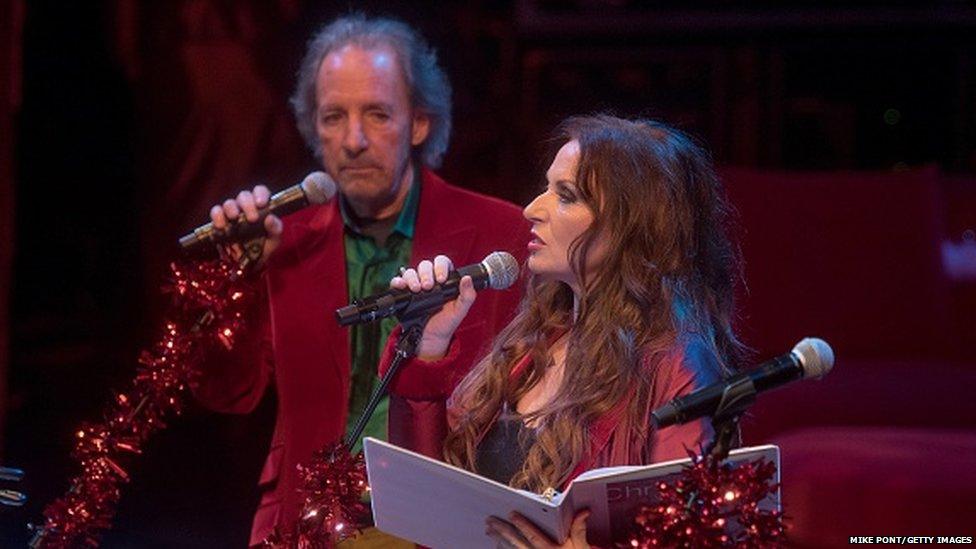 Harry Shearer and Judith Owen perform at Christmas Without Tears in 2015