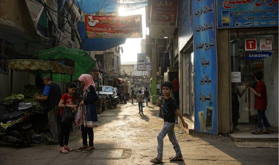 Street scene in Bourj el-Barajneh regufee camp (Oct 2018)