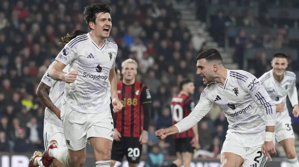 «Es imposible no quererlo»: opiniones de los fans sobre el nuevo contrato de Maguire.