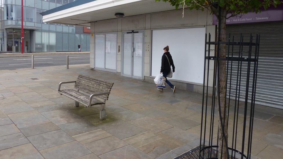 former Lloyds branch in Droylsden