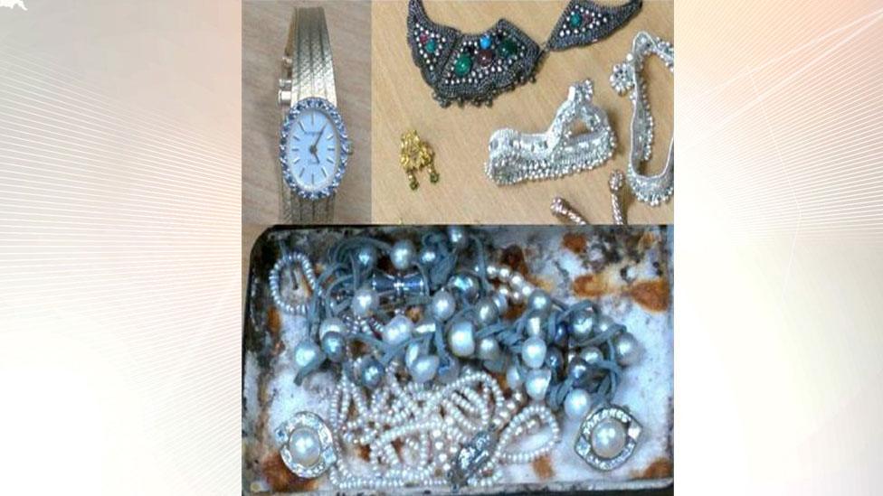 Suspected stolen jewellery