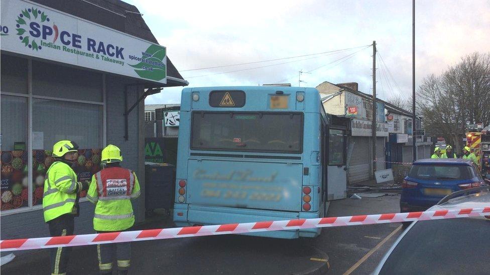 School bus crash, Sheffield