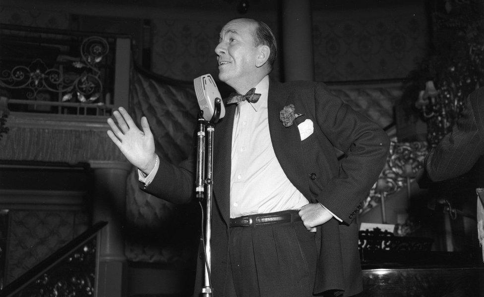 Noel Coward at Cafe de Paris