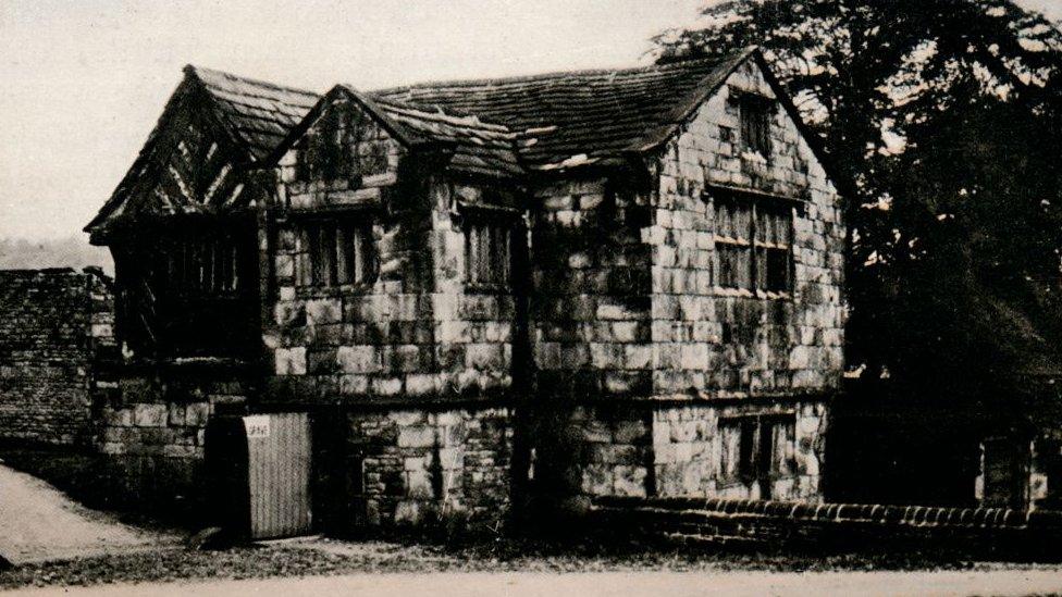 Kirklees Priory Gatehouse