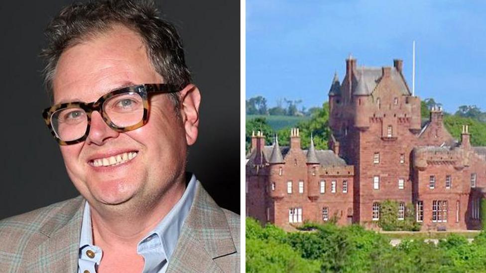 Alan Carr is keeping one unwanted item from his castle auction – see what was sold
