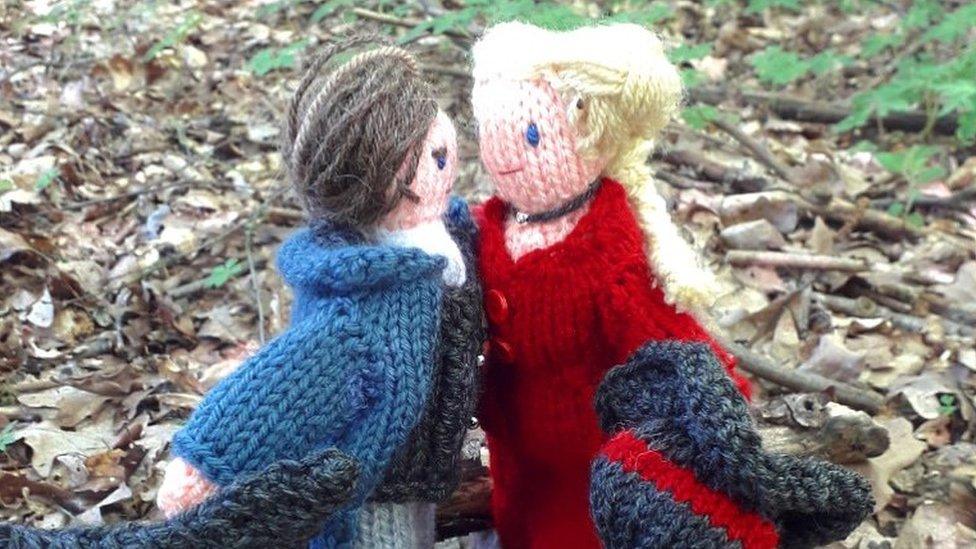 Knitted Caroline and Dwight Enys