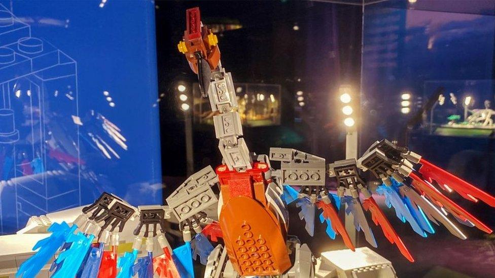 Lego-dinosaur-exhibition-norwich