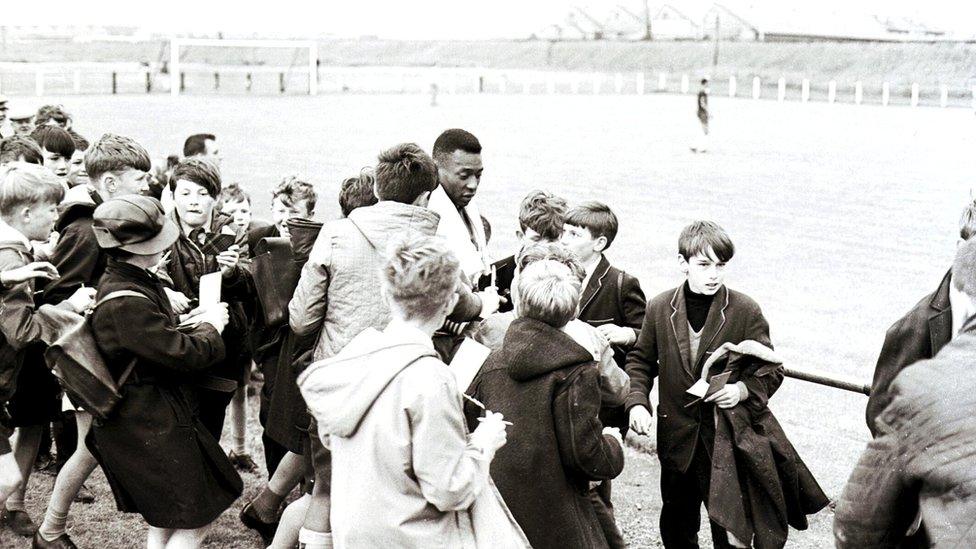 Pele in Troon