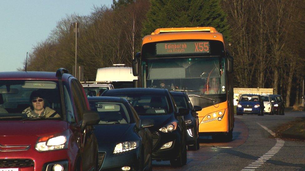 bus and cars in edinburgh