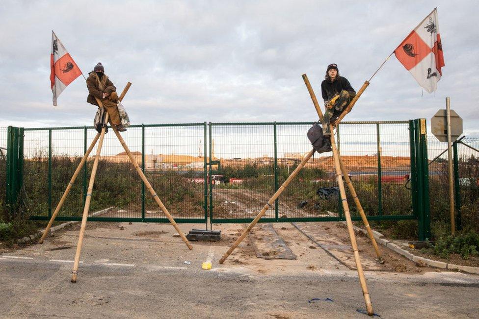 Anti-HS2 activists use tripods to block one of several entrances blocked to the Chiltern Tunnel South Portal site for the HS2 high-speed rail link on 9 October 2020 in West Hyde.