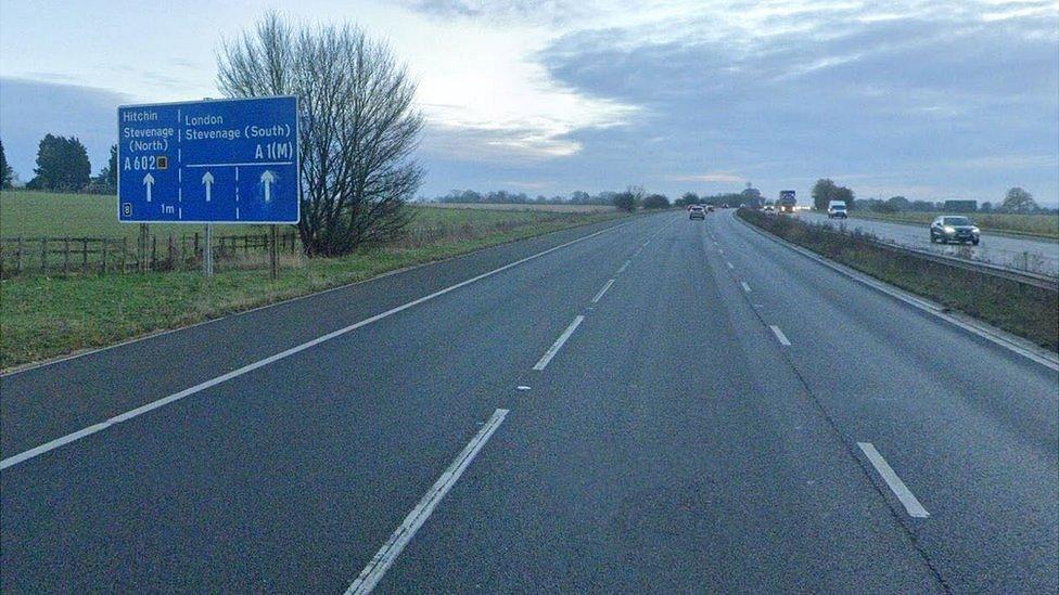 Southbound A1(M) between junctions nine and eight.