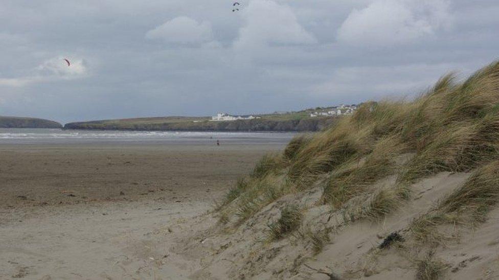 Poppit Sands