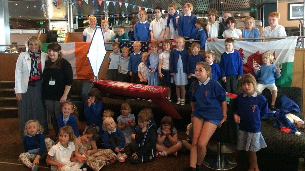 Pupils hand boat back to US teacher