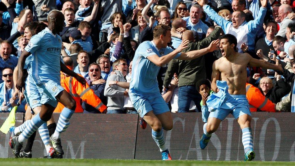 Sergio Aguero and teammates celebrate his goal against QPR