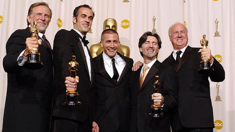 Spiderman 2's crew celebrate an Oscar win