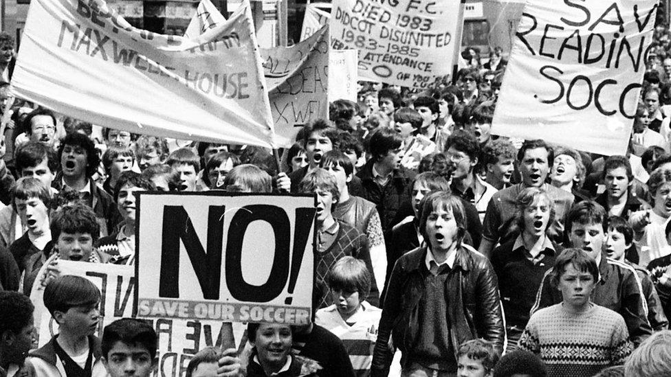 Protest in Broad Street against proposed merger of Reading and Oxford