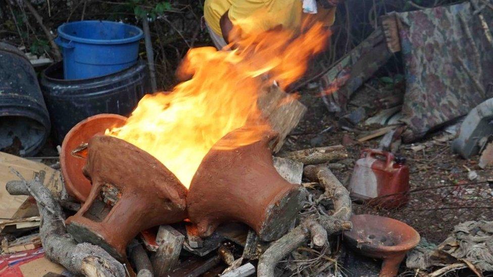 Firing of coal-pots