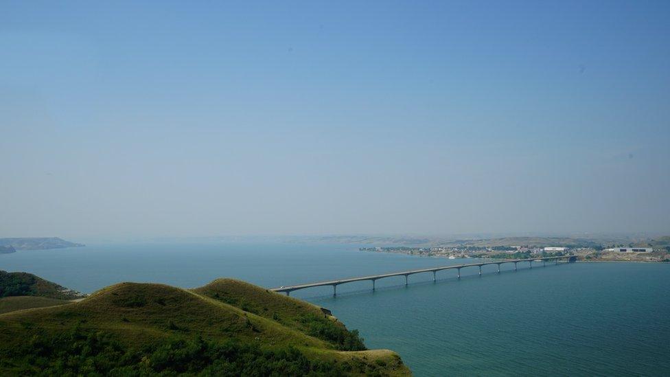 Lake Sakakawea