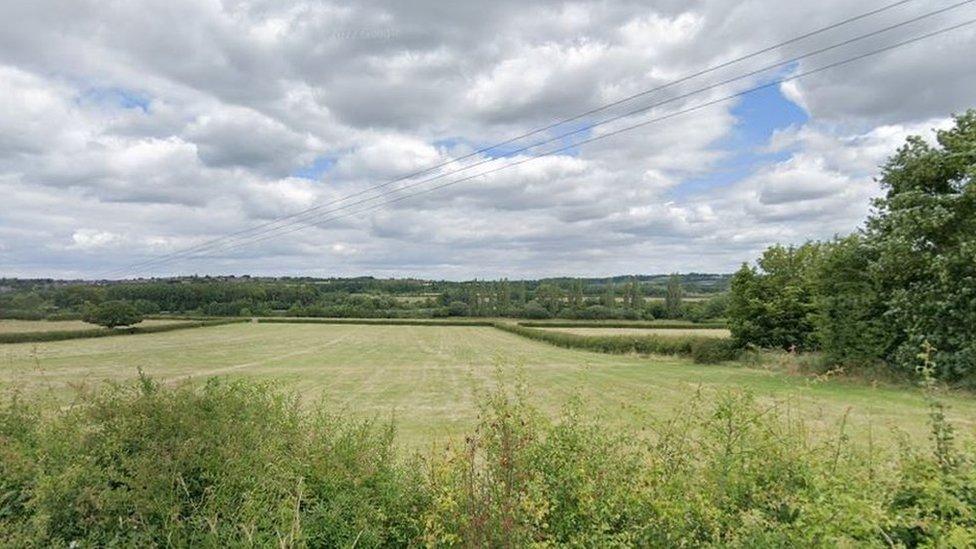 Grassland near Cotmanhay