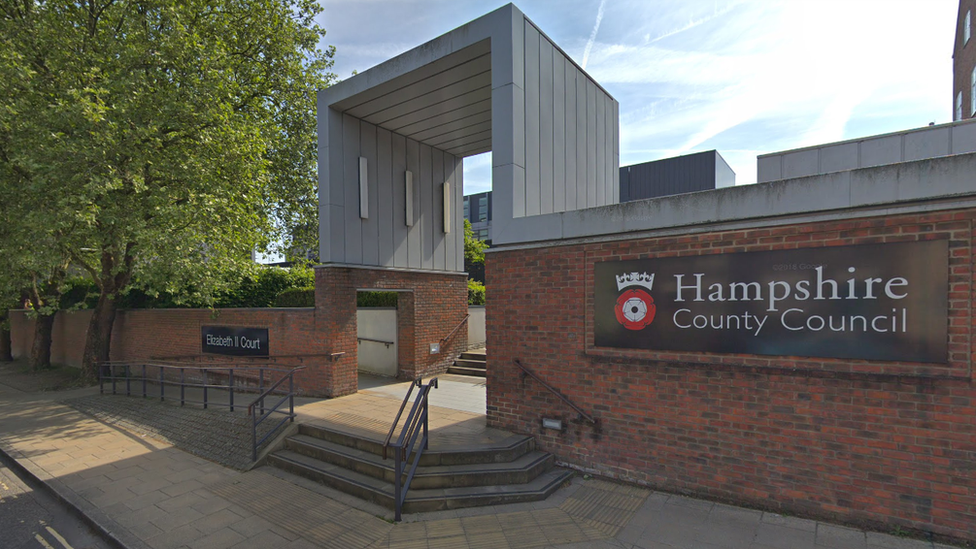 Hampshire County Council Elizabeth ll Court