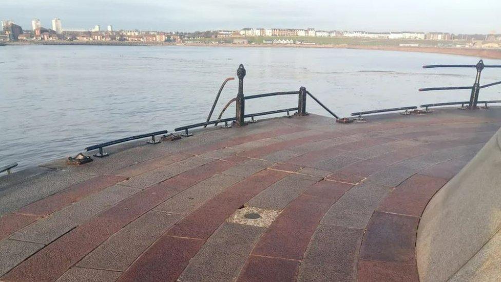 Roker Pier