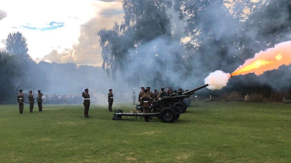 A gun salute in York