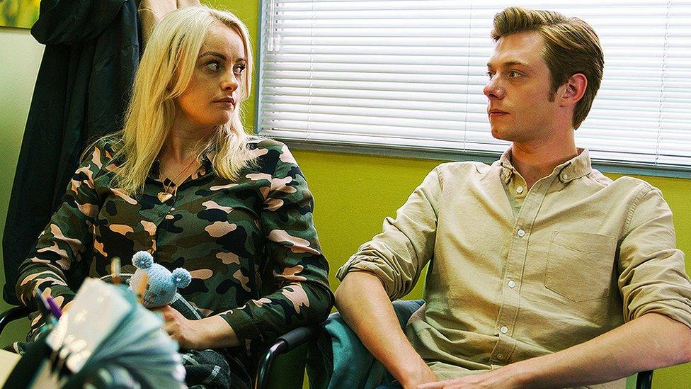 Katie McGlynn and Rob Mallard in Coronation Street