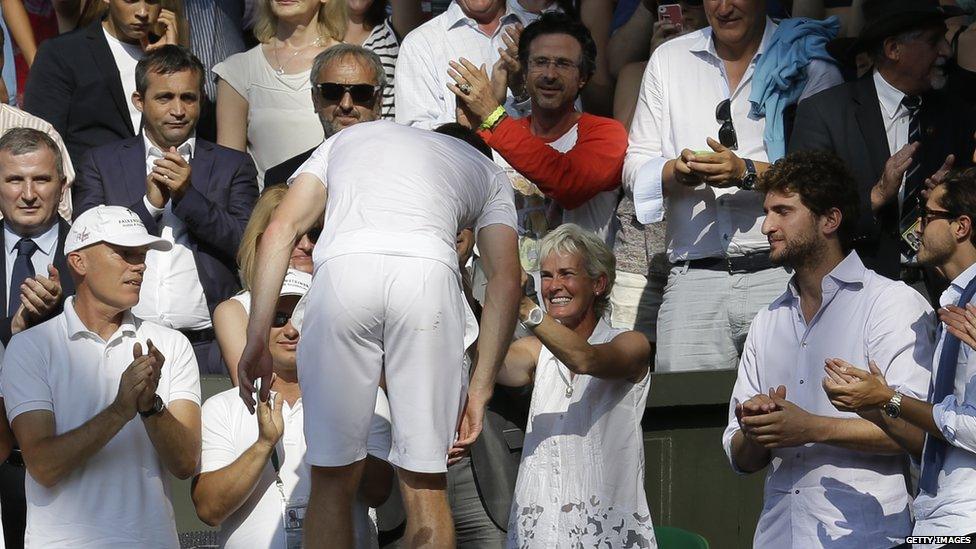 Andy Murray hugging his Mum