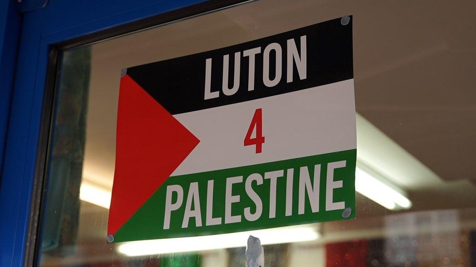 A Luton 4 Palestine poster