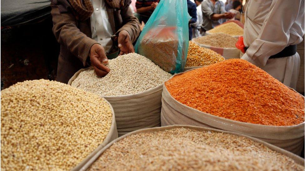 A Yemeni food market