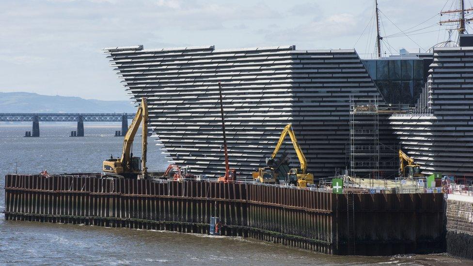 V&A Dundee cofferdam