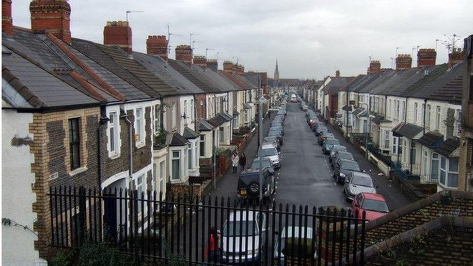 Moy Road from the railway bridge on Crwys Road