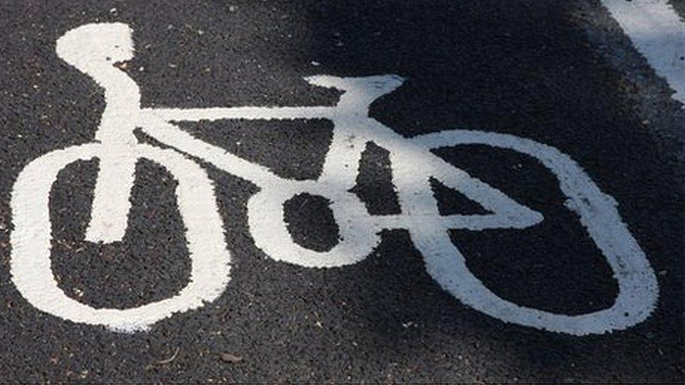 Cycle sign - generic image