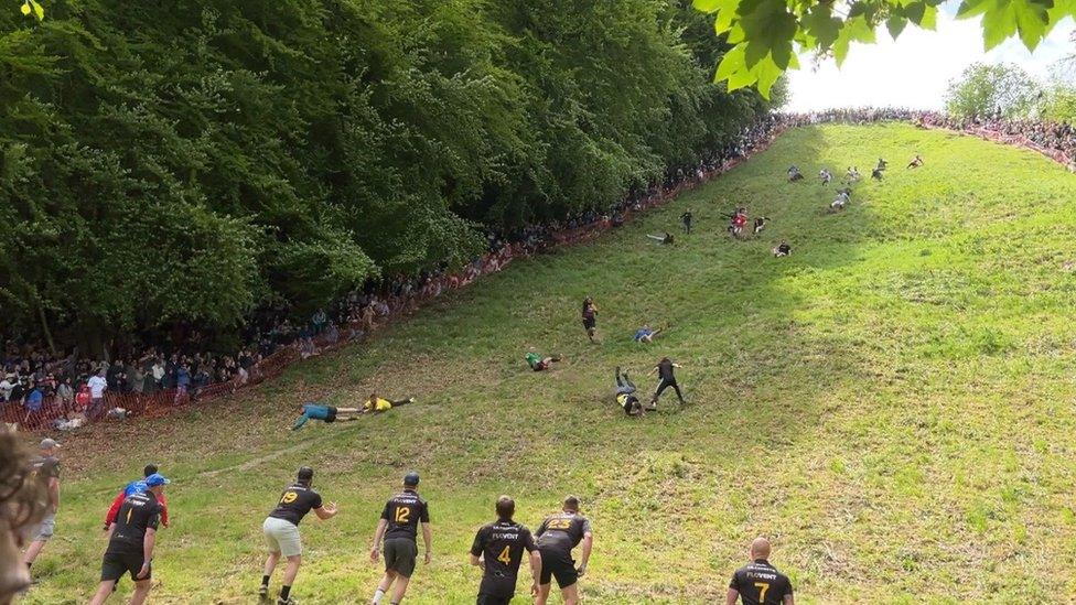 Coopers Hill cheese rolling