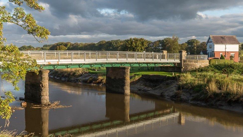 Cartford Bridge