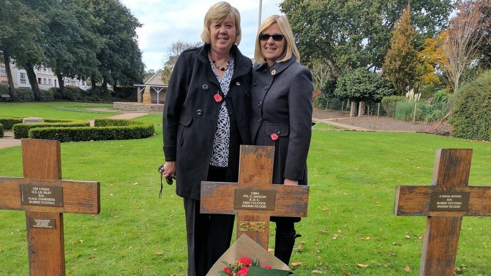 The two sisters and Pte Hanlon's grave