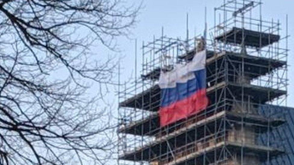 Russian flag on Salisbury Cathedral