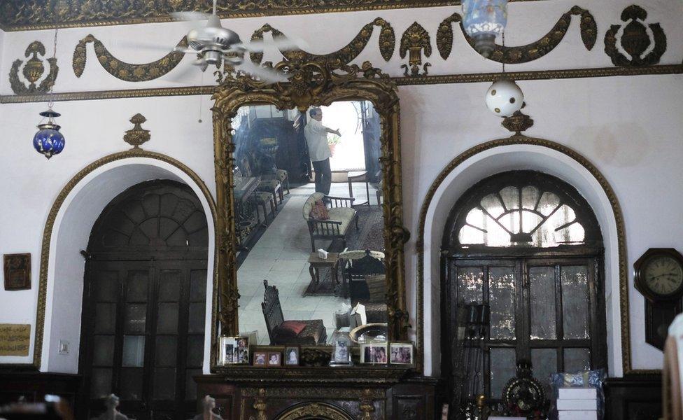 Mirrors on the walls of Lala Chunnamal's haveli