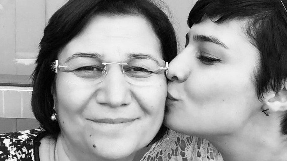 Photo of Sabiha Temizkan and her mother Leyla Guven tweeted by