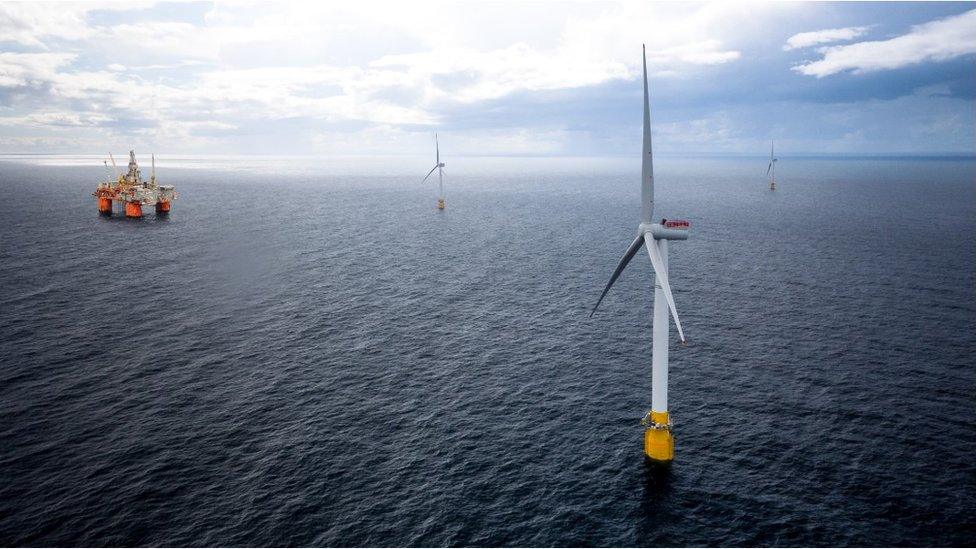 Hywind Tampen floating wind farm Snorre platform