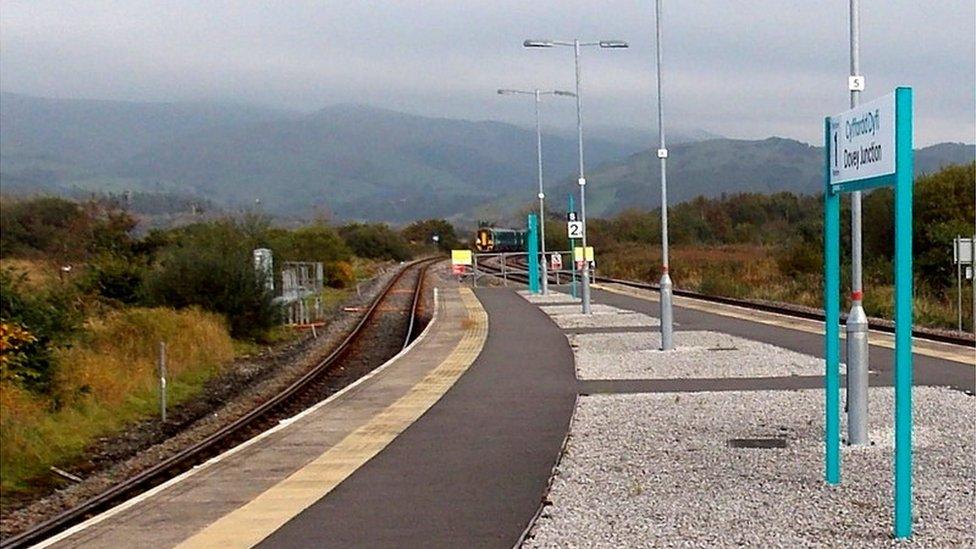 Dovey Junction rail station