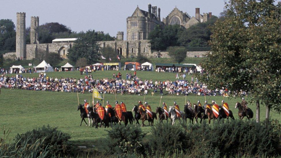 Recreation of the Battle of Hastings by Battle Abbey